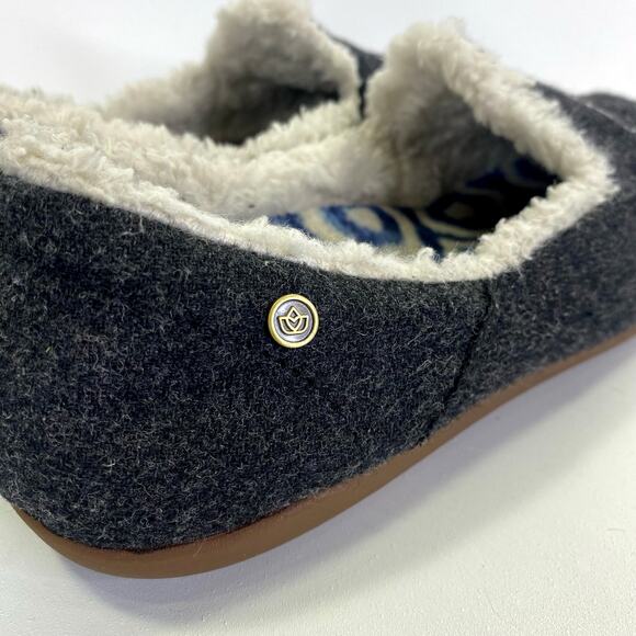 Spenco Footware Dreamy Slipper Classic Rest, Relax, Recharge Gray Women's Sz 7B - Picture 6 of 12